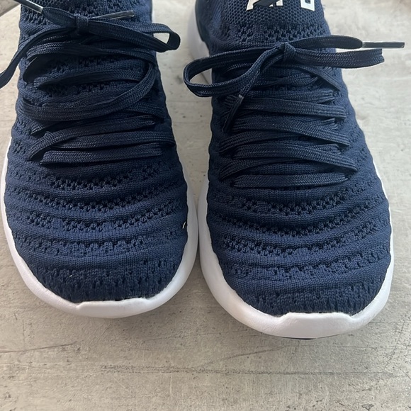 APL Nearly New Midnight/ White Techloom Breeze Running Shoes Size 6.  Worn Once! - Picture 5 of 6